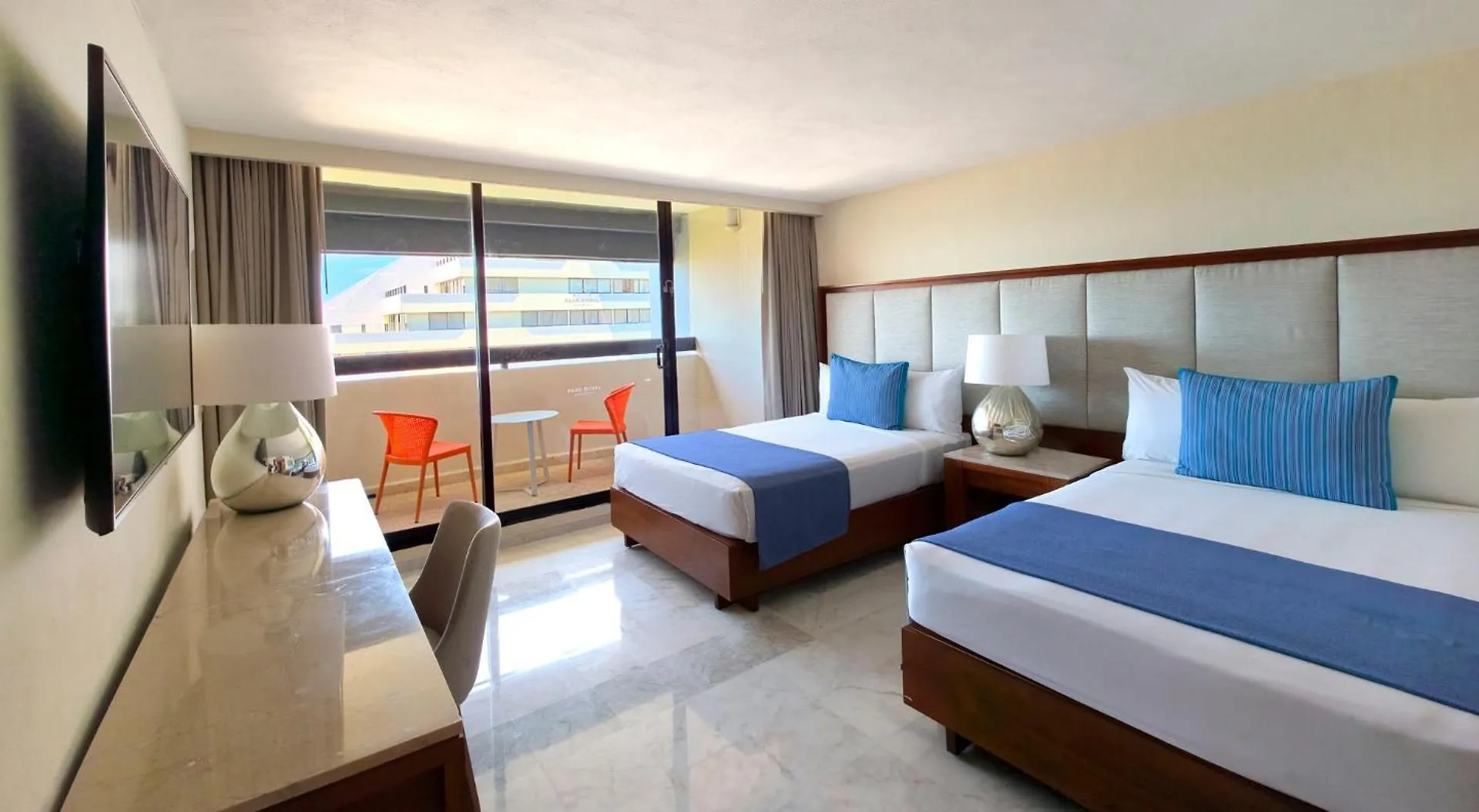 Park Royal Beach Cancún México
