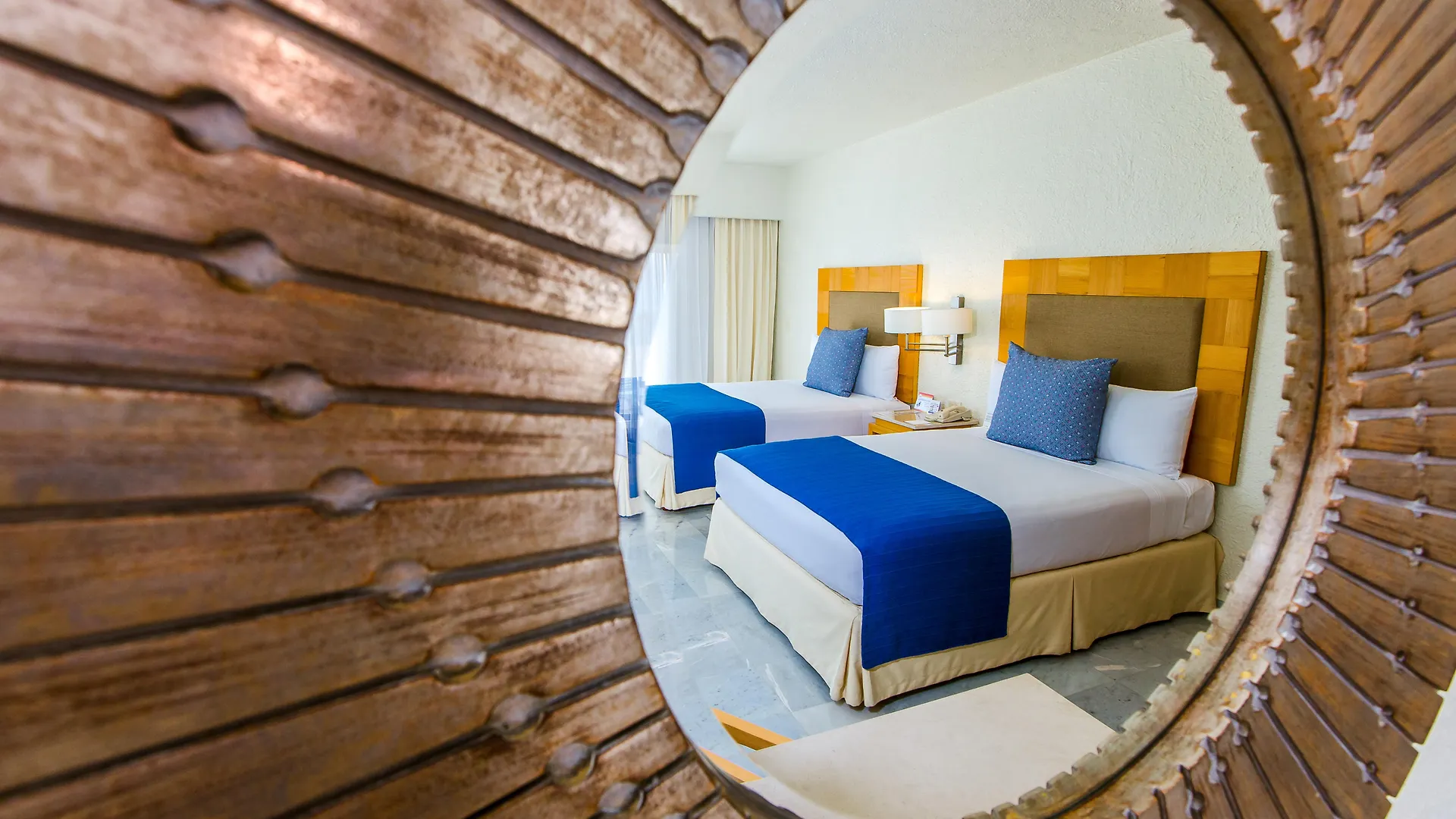 Курортный комплекс Park Royal Beach Канкун