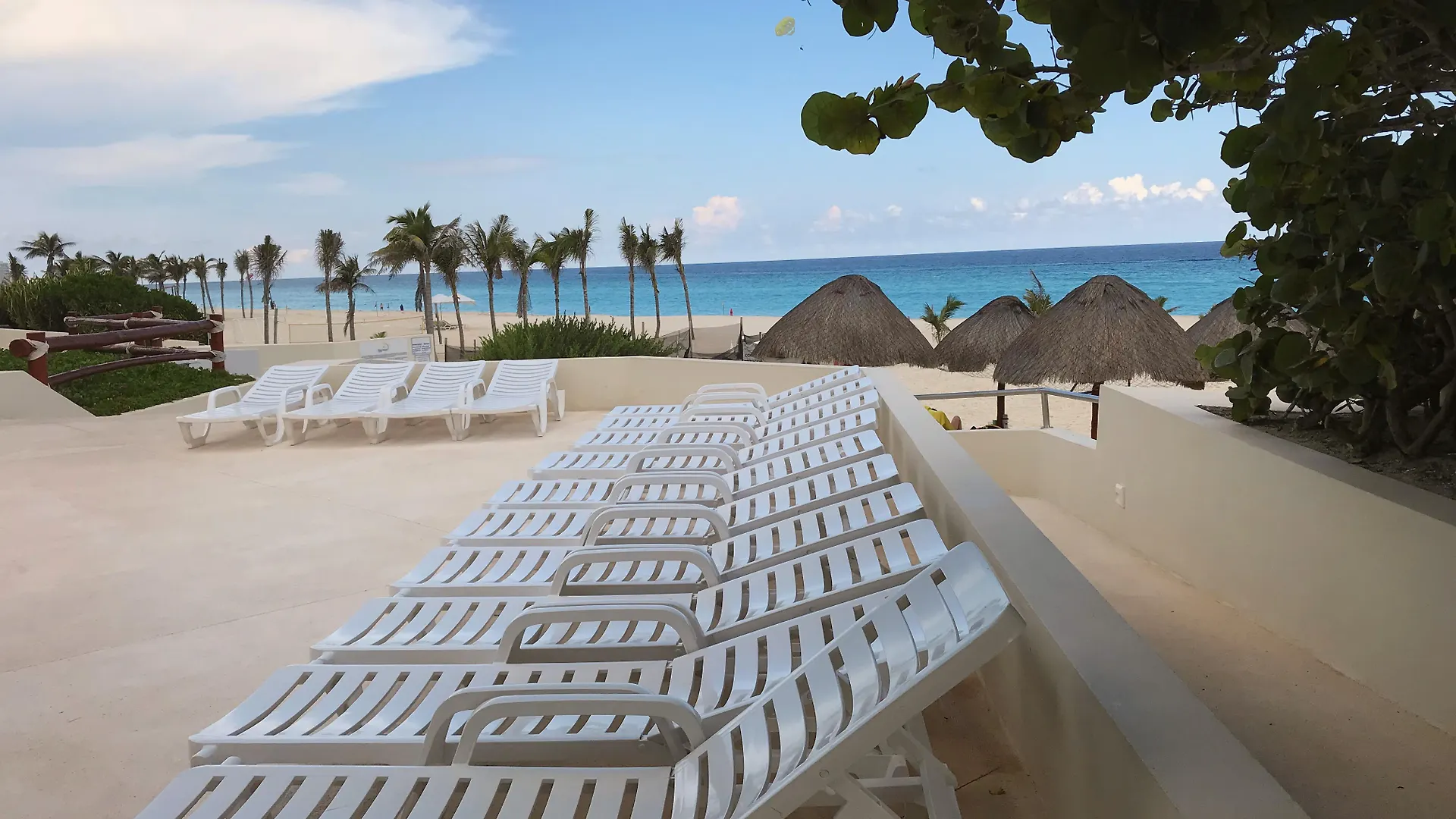 Курортный комплекс Park Royal Beach Канкун