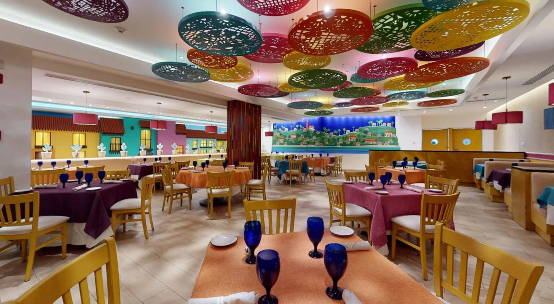 **** Semesteranläggning (resort) Park Royal Beach Cancún Mexiko